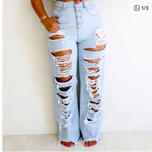 Nichole Lynel Distressed Jeans Size L 32x33